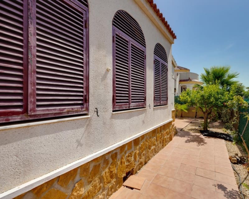 3 quarto Moradia para venda em La Marina com piscina - 399 000 € (Ref: 10076805)