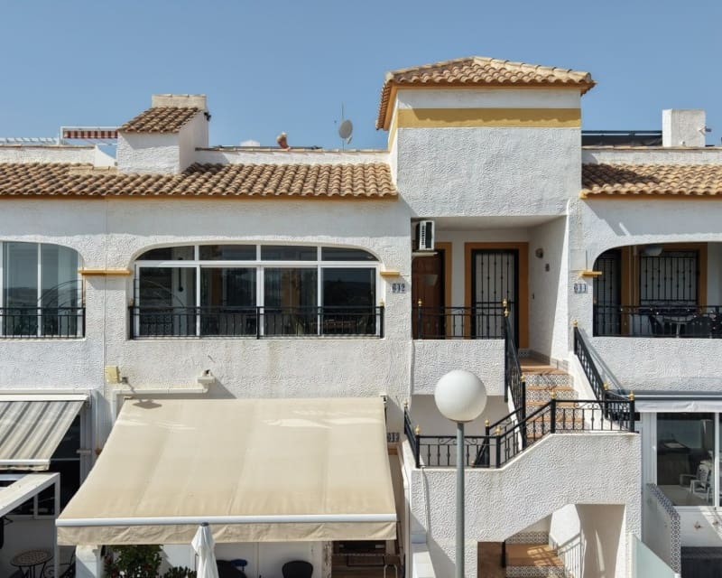 2 bedroom Apartment for sale in Los Montesinos with pool - € 139,000 (Ref: 10076807)