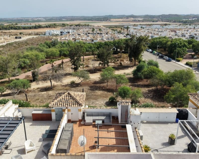 2 bedroom Apartment for sale in Los Montesinos with pool - € 139,000 (Ref: 10076807)