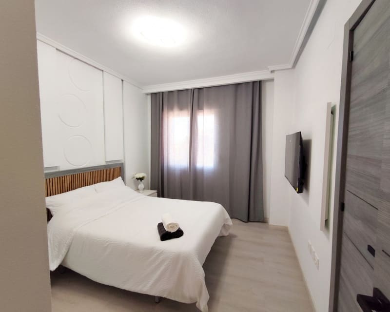 3 bedroom Apartment for sale in Torrevieja - € 185,500 (Ref: 10078637)