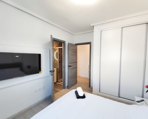 3 bedroom Apartment for sale in Playa del Acequión, Torrevieja - € 185,500 (Ref: 10078637)