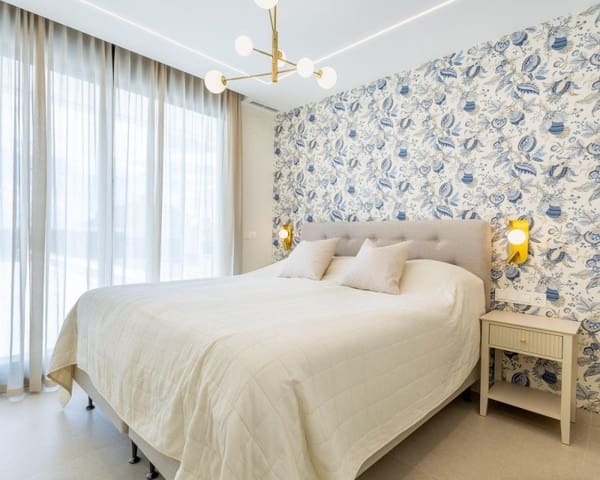 4 Zimmer Villa zu verkaufen in Aguas Nuevas, Torrevieja mit Pool Garage - 1.675.000 € (Ref: 10078639)