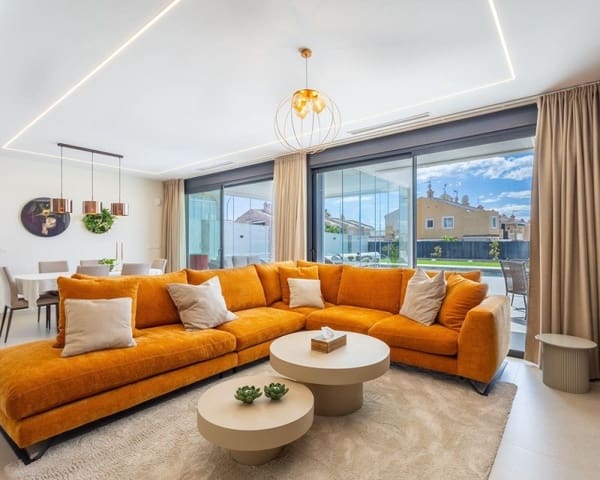 4 Zimmer Villa zu verkaufen in Aguas Nuevas, Torrevieja mit Pool Garage - 1.675.000 € (Ref: 10078639)
