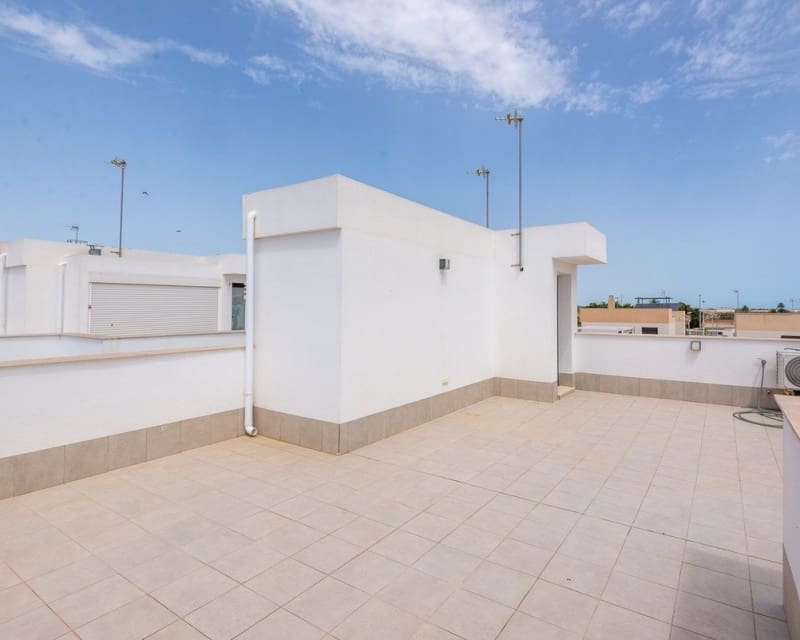 3 sovrum Villa till salu i San Pedro del Pinatar med pool - 400 000 € (Ref: 10078641)