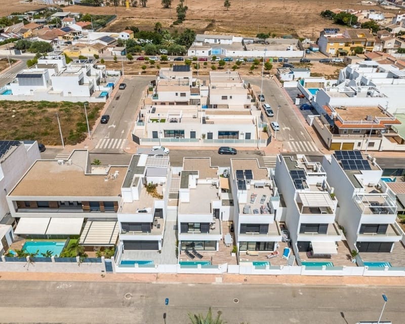 3 sovrum Villa till salu i San Pedro del Pinatar med pool - 400 000 € (Ref: 10078641)