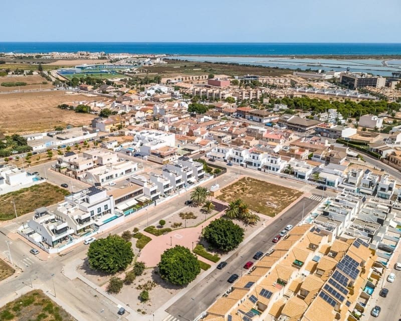 3 sovrum Villa till salu i San Pedro del Pinatar med pool - 400 000 € (Ref: 10078641)