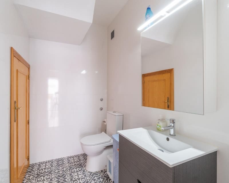 3 makuuhuone Omakotitalo myytävänä paikassa Playa Flamenca mukana uima-altaan - 225 000 € (Ref: 10078643)