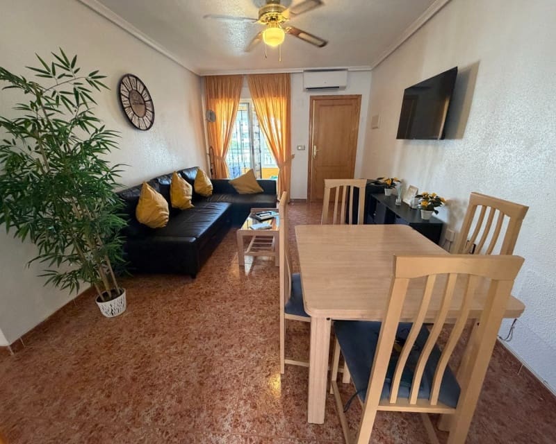 2 sypialnia Apartament na sprzedaż w Los Montesinos z basenem - 132 000 € (Ref: 10101470)