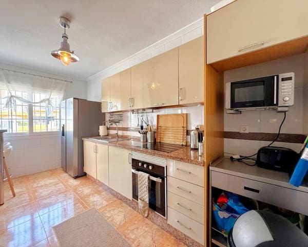 2 soveværelse Lejlighed til salg i Villamartin, Orihuela med swimmingpool - € 199.000 (Ref: 10101473)
