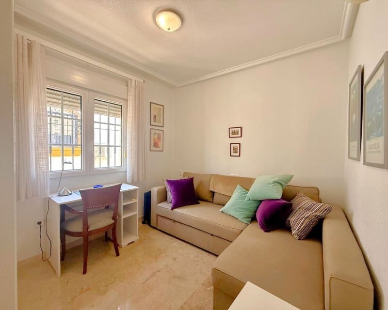 2 bedroom Apartment for sale in Villamartin with pool garage - € 225,000 (Ref: 10101474)