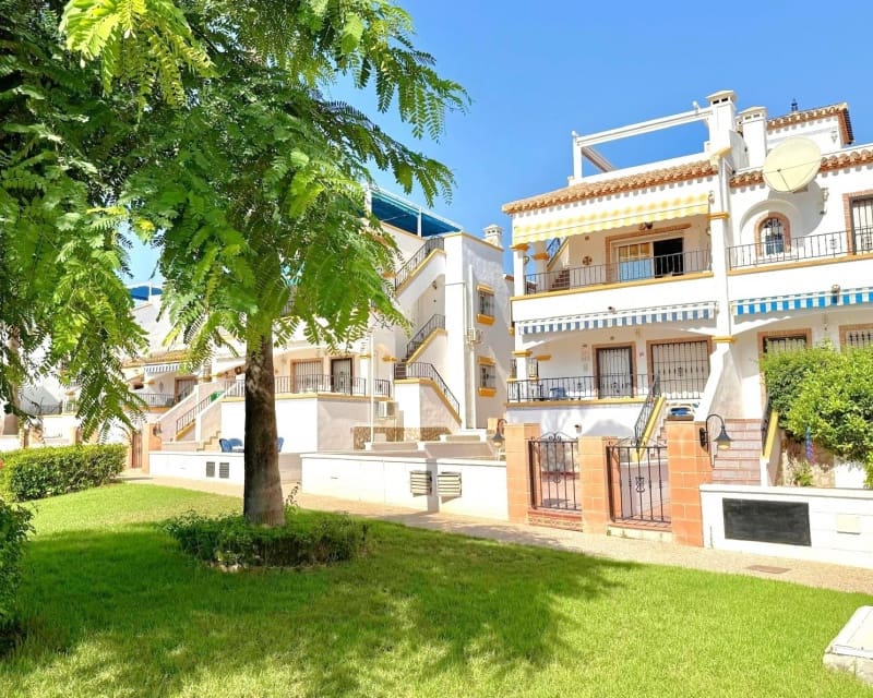 2 bedroom Apartment for sale in Villamartin with pool garage - € 225,000 (Ref: 10101474)