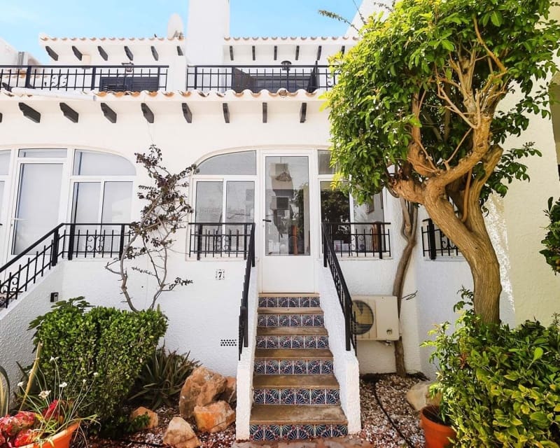 3 camera da letto Casa in vendita in Cabo Roig con piscina - 220.000 € (Rif: 10101475)