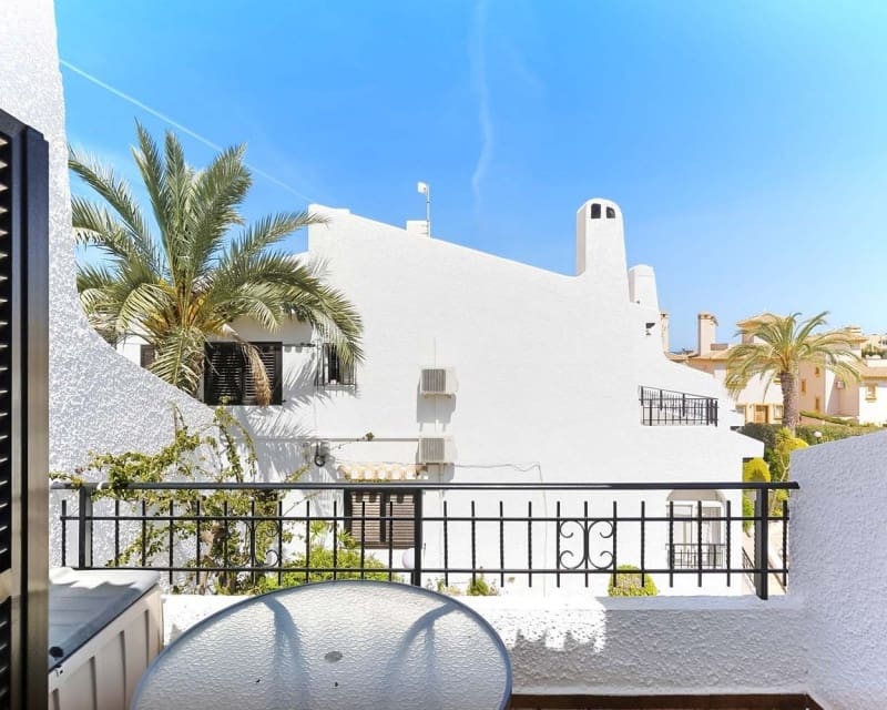 3 camera da letto Casa in vendita in Cabo Roig con piscina - 220.000 € (Rif: 10101475)