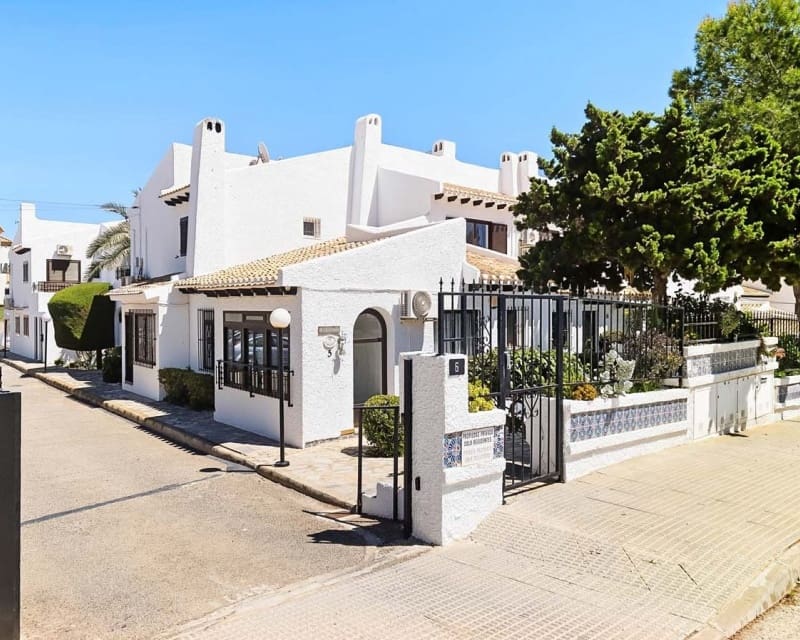 3 camera da letto Casa in vendita in Cabo Roig con piscina - 220.000 € (Rif: 10101475)