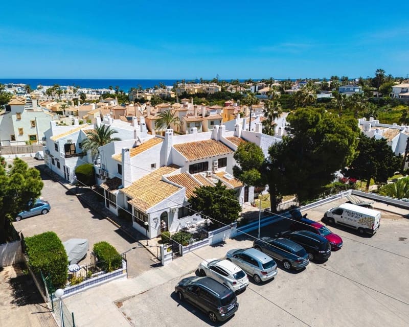 3 camera da letto Casa in vendita in Cabo Roig con piscina - 220.000 € (Rif: 10101475)