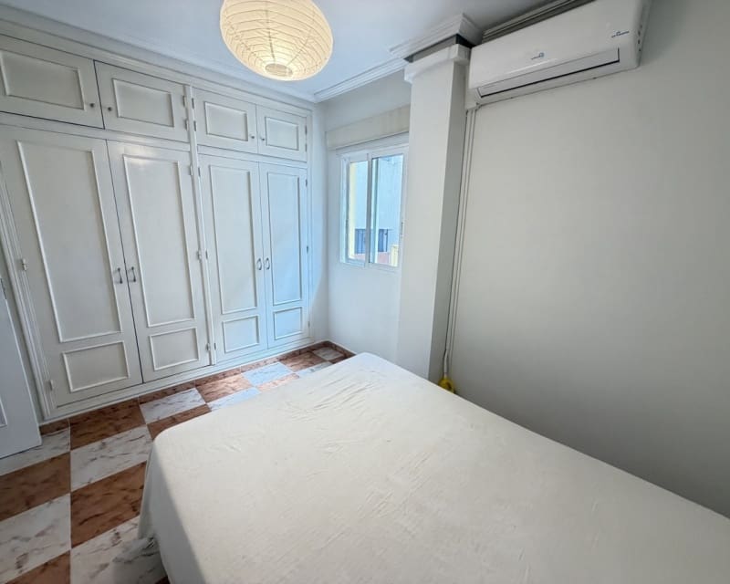2 makuuhuone Huoneisto myytävänä paikassa Villamartin mukana uima-altaan - 139 995 € (Ref: 10101476)