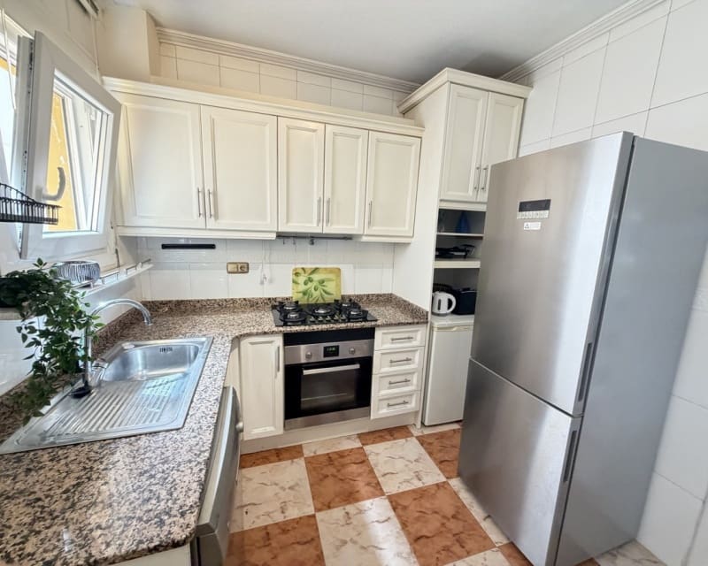 2 makuuhuone Huoneisto myytävänä paikassa Villamartin mukana uima-altaan - 139 995 € (Ref: 10101476)