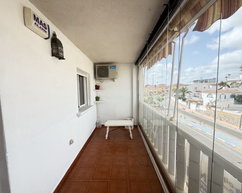 2 makuuhuone Huoneisto myytävänä paikassa Villamartin mukana uima-altaan - 139 995 € (Ref: 10101476)