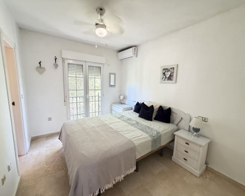 2 soverom Leilighet til salgs i Villamartin med svømmebasseng - € 199 000 (Ref: 10101477)