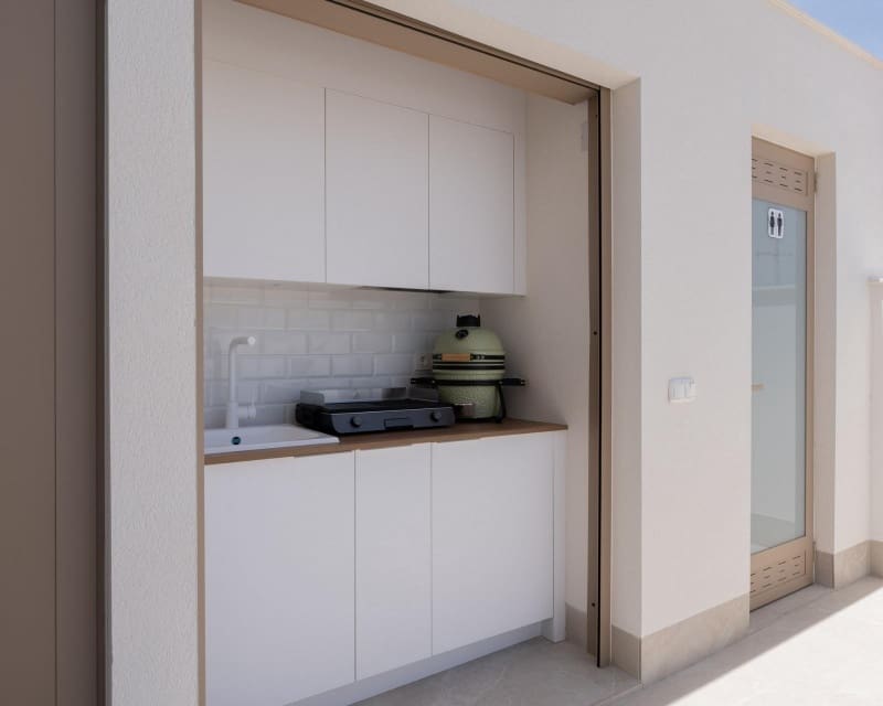 Chalet de 3 habitaciones en Los Alcázares en venta con piscina garaje - 469.000 € (Ref: 10101484)