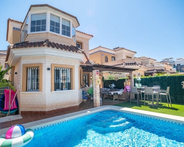 Chalet de 3 habitaciones en El Raso, Guardamar del Segura en venta con piscina - 299.500 € (Ref: 10101486)