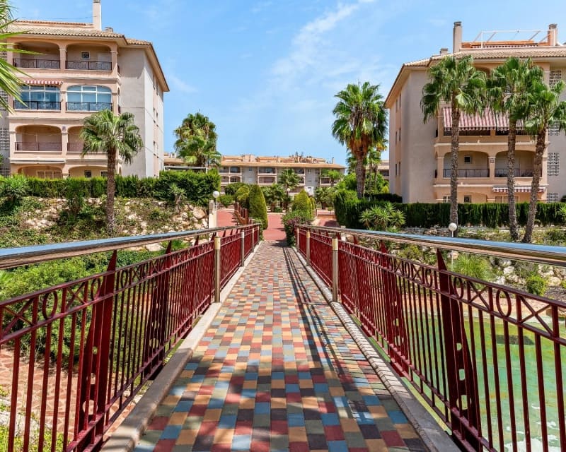 2 quarto Apartamento para venda em Playa Flamenca com piscina - 215 000 € (Ref: 10101489)