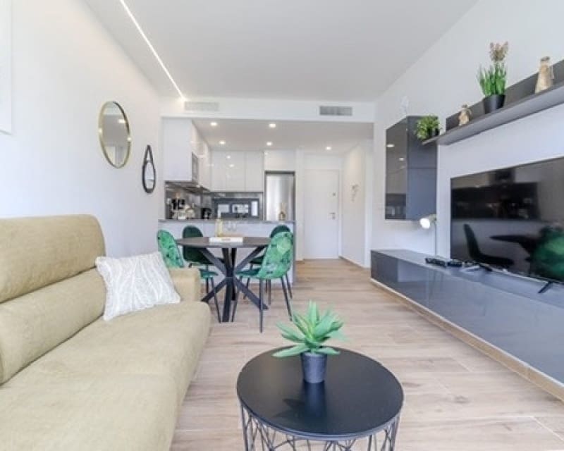 2 soverom Leilighet til salgs i Villamartin med svømmebasseng garasje - € 239 000 (Ref: 10101490)