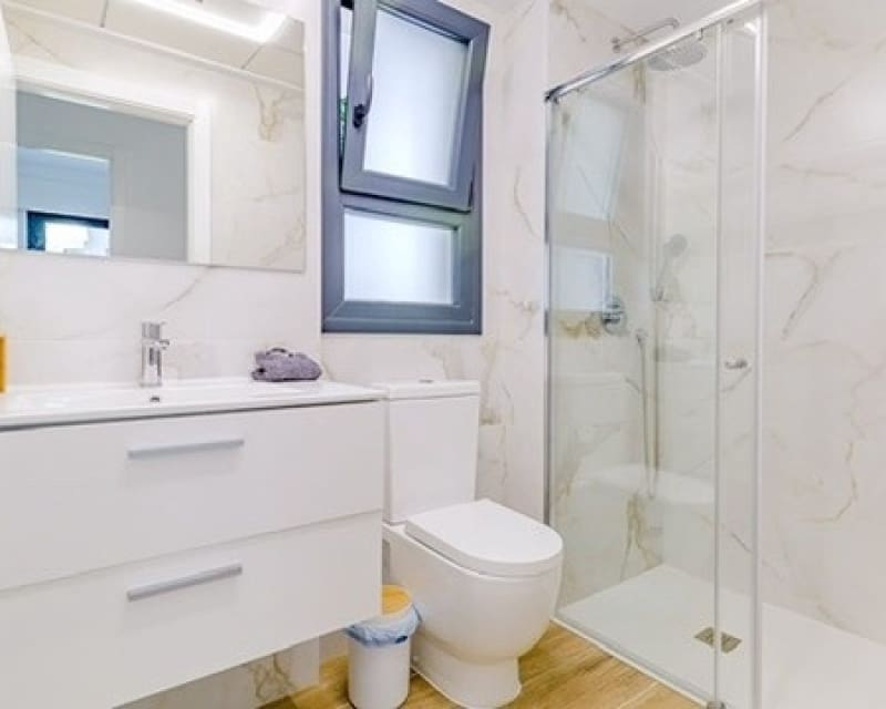 2 soverom Leilighet til salgs i Villamartin med svømmebasseng garasje - € 239 000 (Ref: 10101490)