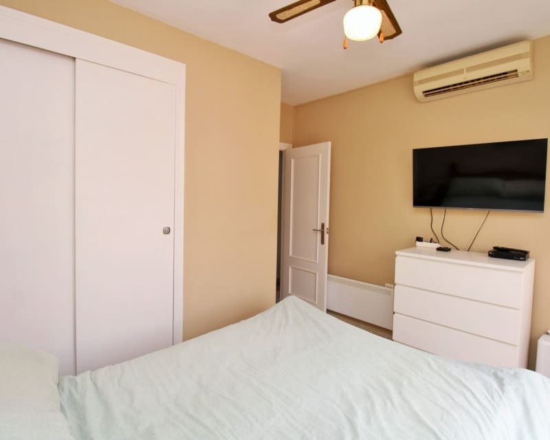 2 chambre Maison de Ville à vendre à Villamartin avec piscine garage - 159 900 € (Ref: 10101491)