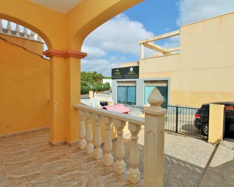 2 chambre Maison de Ville à vendre à Villamartin avec piscine garage - 159 900 € (Ref: 10101491)