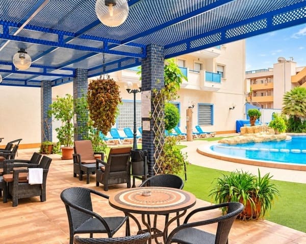 2 sovrum Lägenhet till salu i Cabo Roig, Orihuela med pool - 189 000 € (Ref: 10101492)
