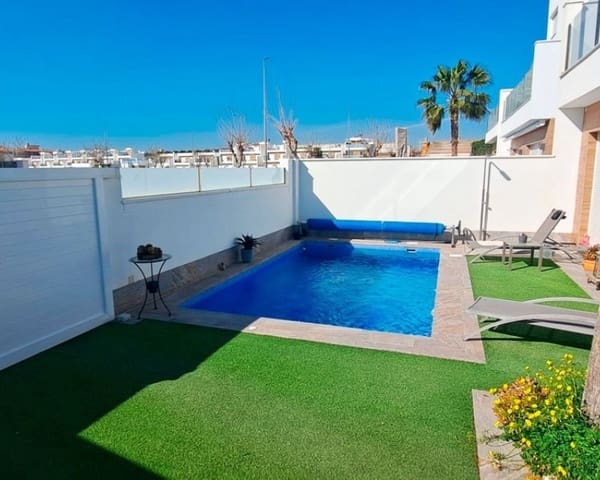 3 soveværelse Villa til salg i Pilar de la Horadada ciudad, Pilar de la Horadada med swimmingpool garage - € 450.000 (Ref: 10101494)