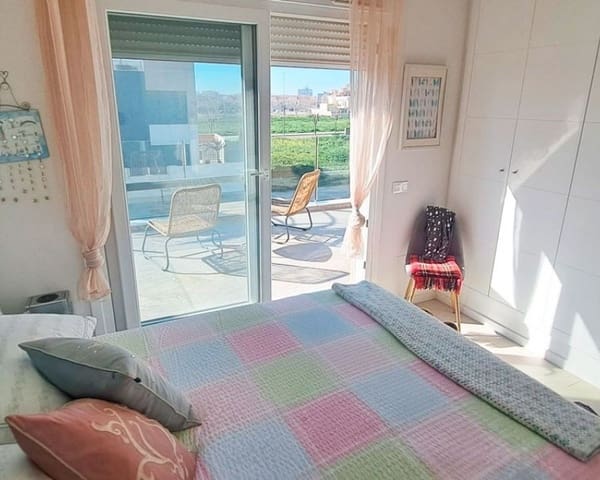 3 soveværelse Villa til salg i Pilar de la Horadada ciudad, Pilar de la Horadada med swimmingpool garage - € 450.000 (Ref: 10101494)