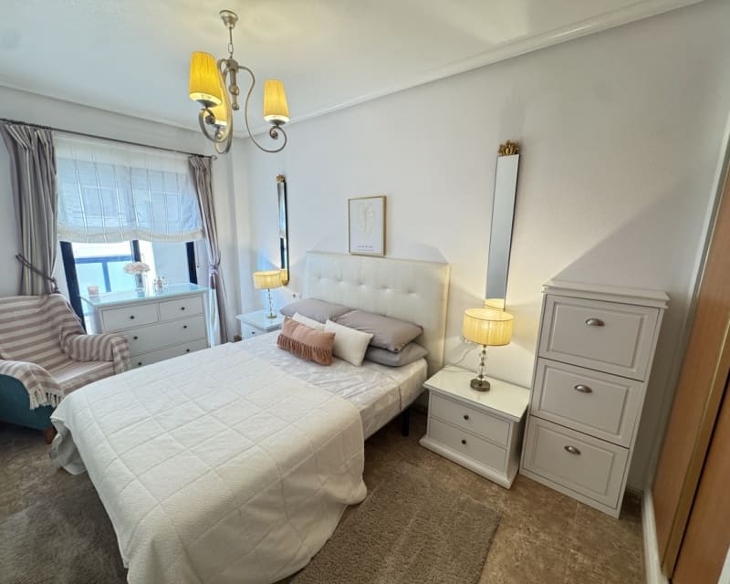 2 sovrum Lägenhet till salu i Cabo Roig med pool garage - 189 995 € (Ref: 10101497)