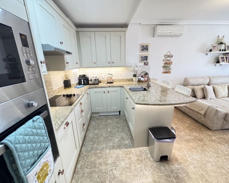 2 sovrum Lägenhet till salu i Cabo Roig med pool garage - 189 995 € (Ref: 10101497)