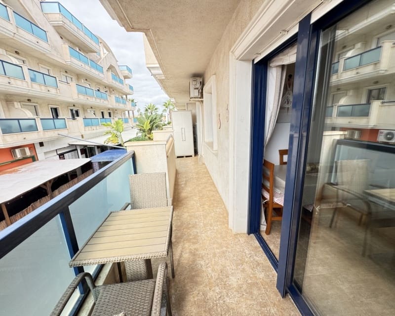 2 sovrum Lägenhet till salu i Cabo Roig med pool garage - 189 995 € (Ref: 10101497)