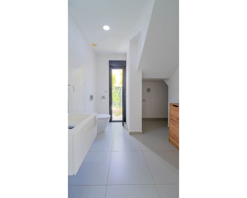 3 camera da letto Villa in vendita in Pueblo Bravo con piscina garage - 458.900 € (Rif: 10101498)
