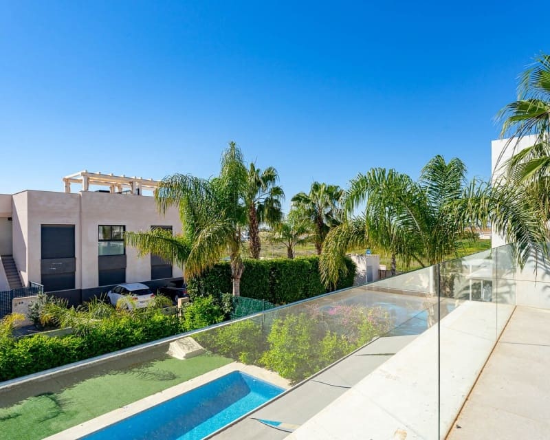 3 camera da letto Villa in vendita in Pueblo Bravo con piscina garage - 458.900 € (Rif: 10101498)