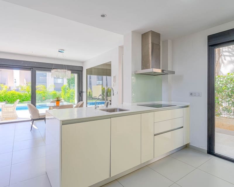 3 camera da letto Villa in vendita in Pueblo Bravo con piscina garage - 458.900 € (Rif: 10101498)