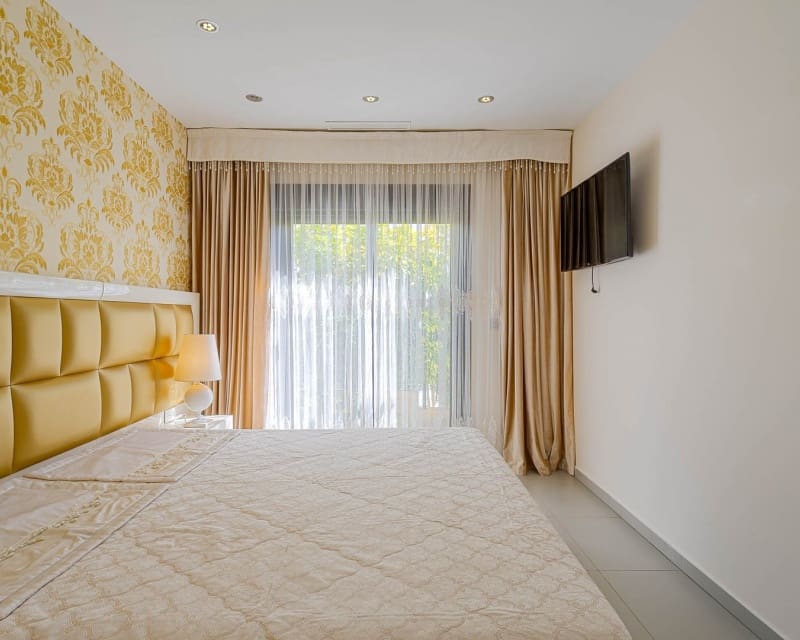 3 camera da letto Villa in vendita in Pueblo Bravo con piscina garage - 458.900 € (Rif: 10101498)