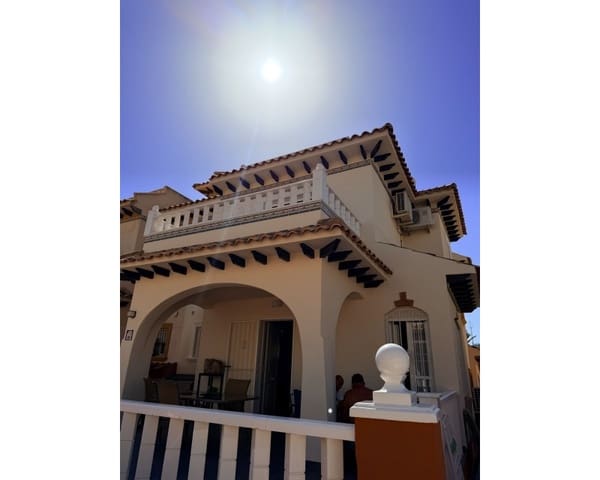 2 bedroom Villa for sale in Cabo Roig, Orihuela with pool - € 220,000 (Ref: 10101500)