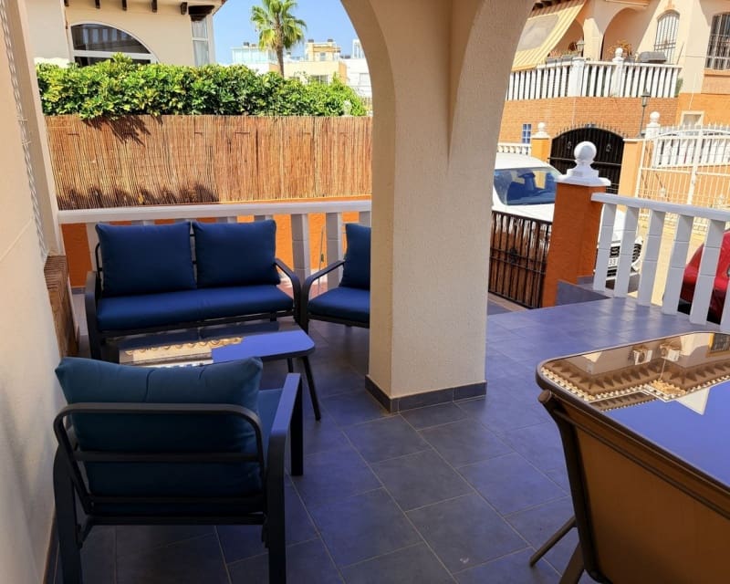 2 bedroom Villa for sale in Cabo Roig with pool - € 220,000 (Ref: 10101500)