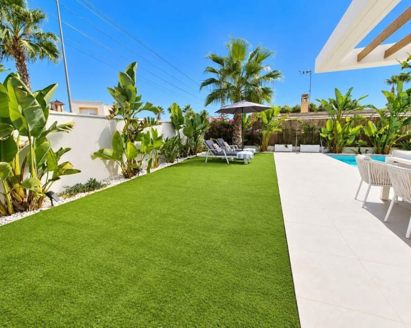 3 Zimmer Villa zu verkaufen in Cabo Roig mit Pool Garage - 749.000 € (Ref: 10101501)
