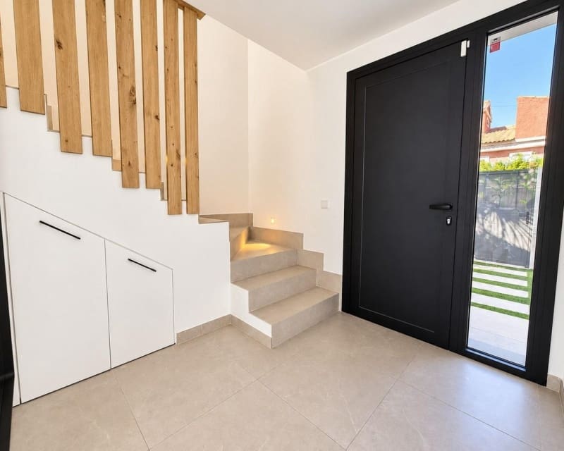 3 Zimmer Villa zu verkaufen in Cabo Roig mit Pool Garage - 749.000 € (Ref: 10101501)