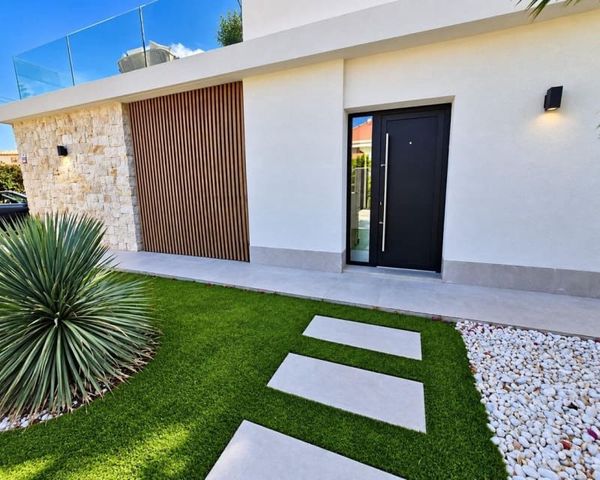 3 camera da letto Villa in vendita in Cabo Roig, Orihuela con piscina garage - 749.000 € (Rif: 10101501)