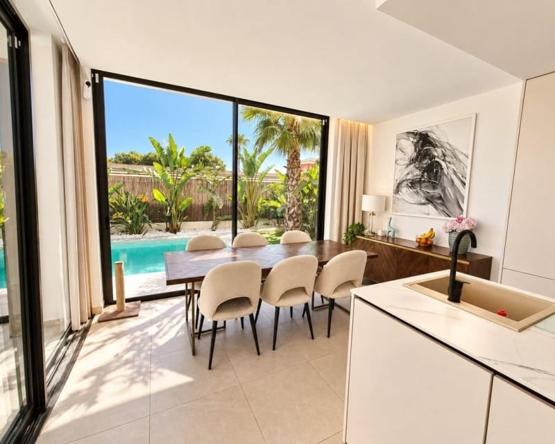 3 Zimmer Villa zu verkaufen in Cabo Roig mit Pool Garage - 749.000 € (Ref: 10101501)