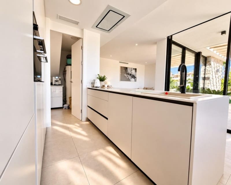 3 Zimmer Villa zu verkaufen in Cabo Roig mit Pool Garage - 749.000 € (Ref: 10101501)