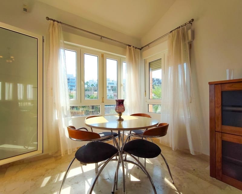 3 quarto Moradia para venda em Villamartin com piscina - 429 995 € (Ref: 10101502)
