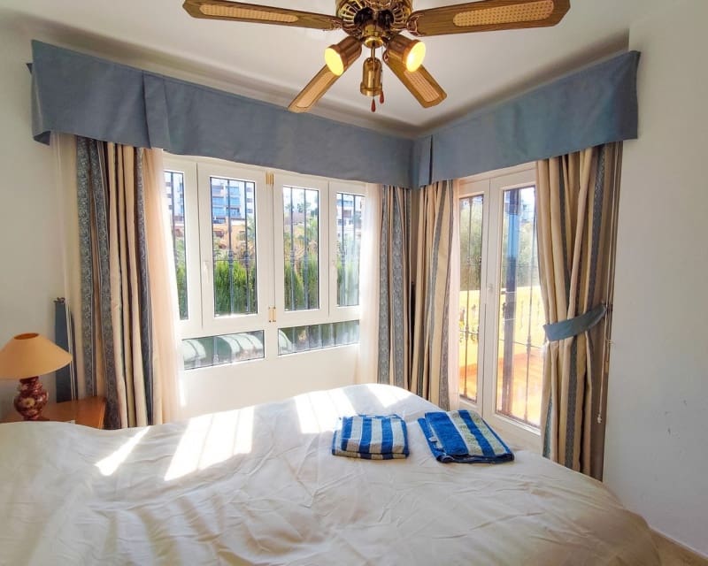 3 quarto Moradia para venda em Villamartin com piscina - 429 995 € (Ref: 10101502)