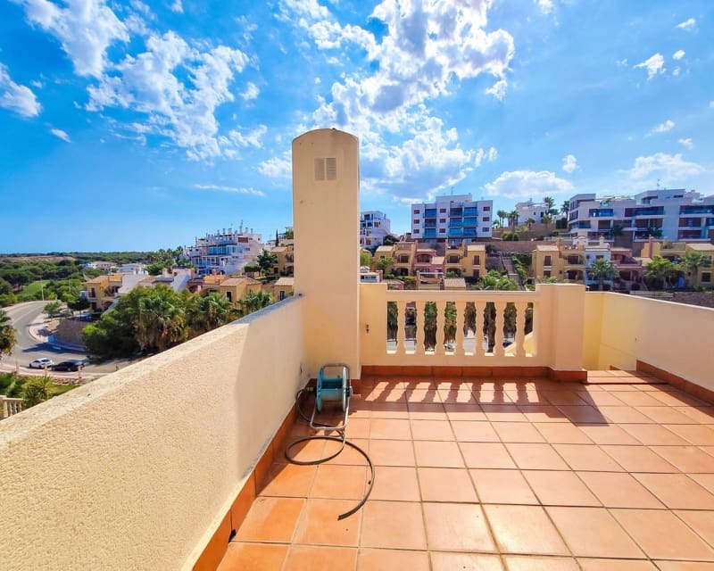 3 quarto Moradia para venda em Villamartin com piscina - 429 995 € (Ref: 10101502)
